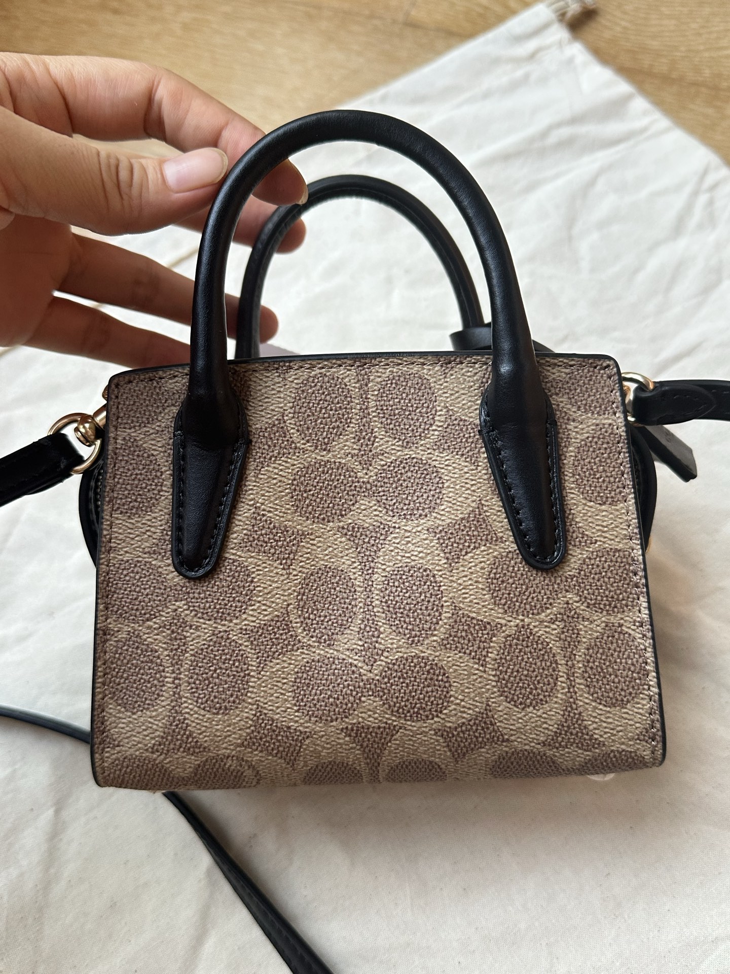Coach ～纯原Coach蔻驰 CM304 Andrea迷你系列手提单肩斜挎包 老花料PVC配头层牛皮