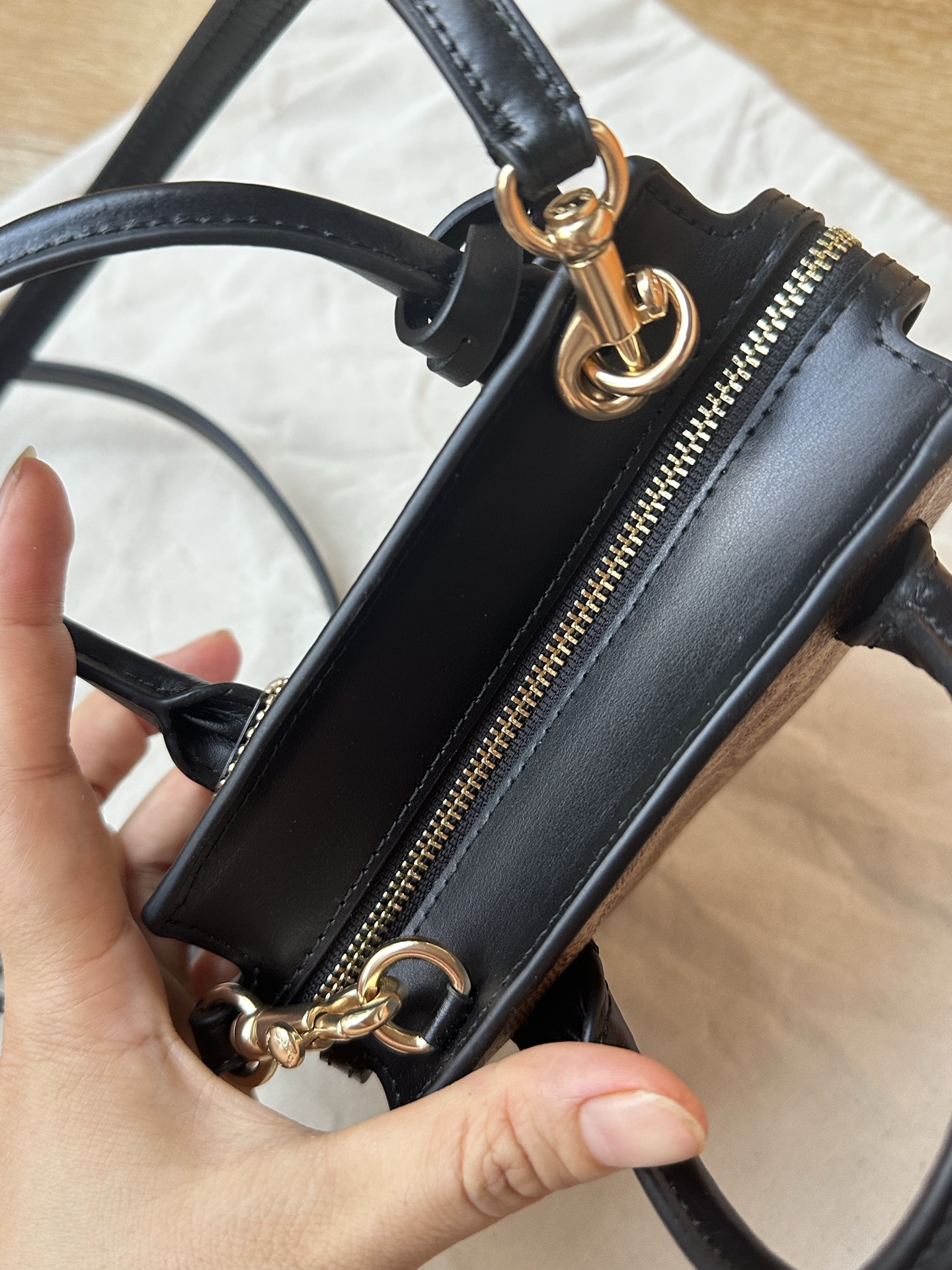 Coach ～纯原Coach蔻驰 CM304 Andrea迷你系列手提单肩斜挎包 老花料PVC配头层牛皮