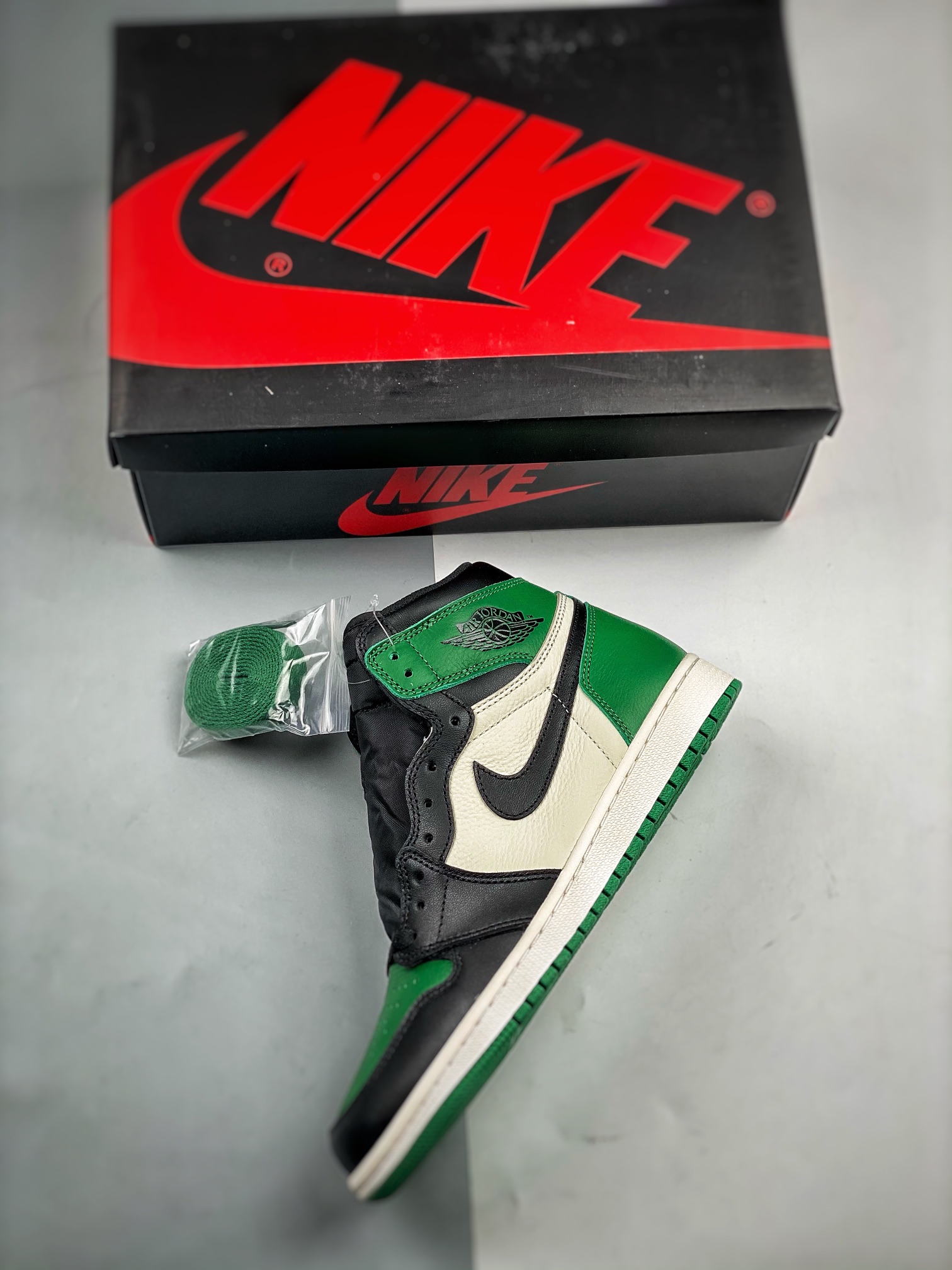 AJ1黑绿脚趾尺码40-47.5总裁S2版出品-AirJordan1RetroHighPineGreen