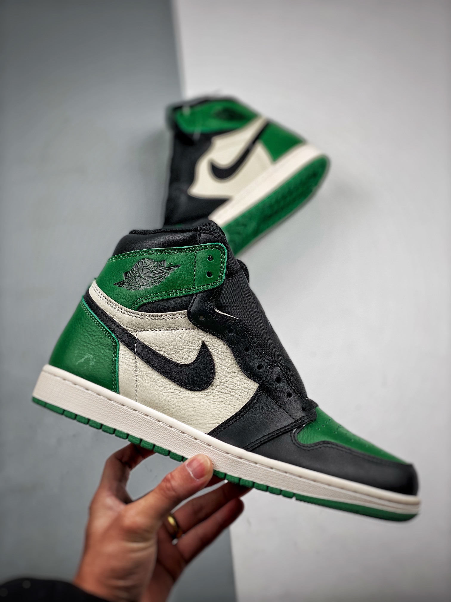 AJ1黑绿脚趾尺码40-47.5总裁S2版出品-AirJordan1RetroHighPineGreen