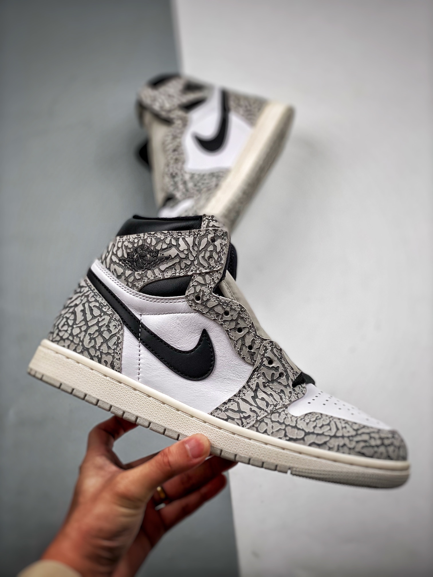 AJ1白黑鞋码40-47.5总裁S2版出品-AirJordan1HighOG“WhiteCement”爆