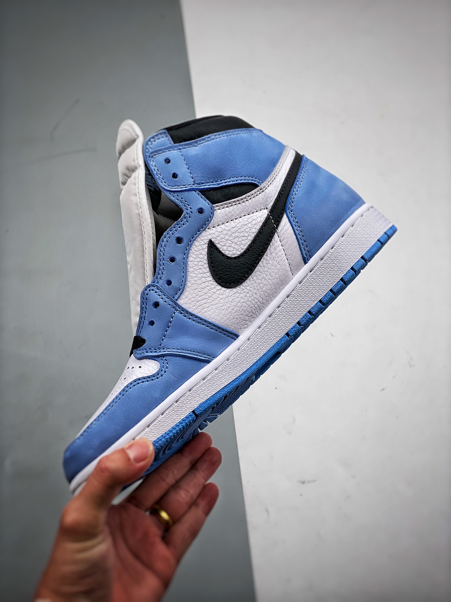 AJ1北卡蓝尺码36-47.5总裁S2版出品-AirJordan1AJ1北卡蓝大学蓝脚趾555088-1