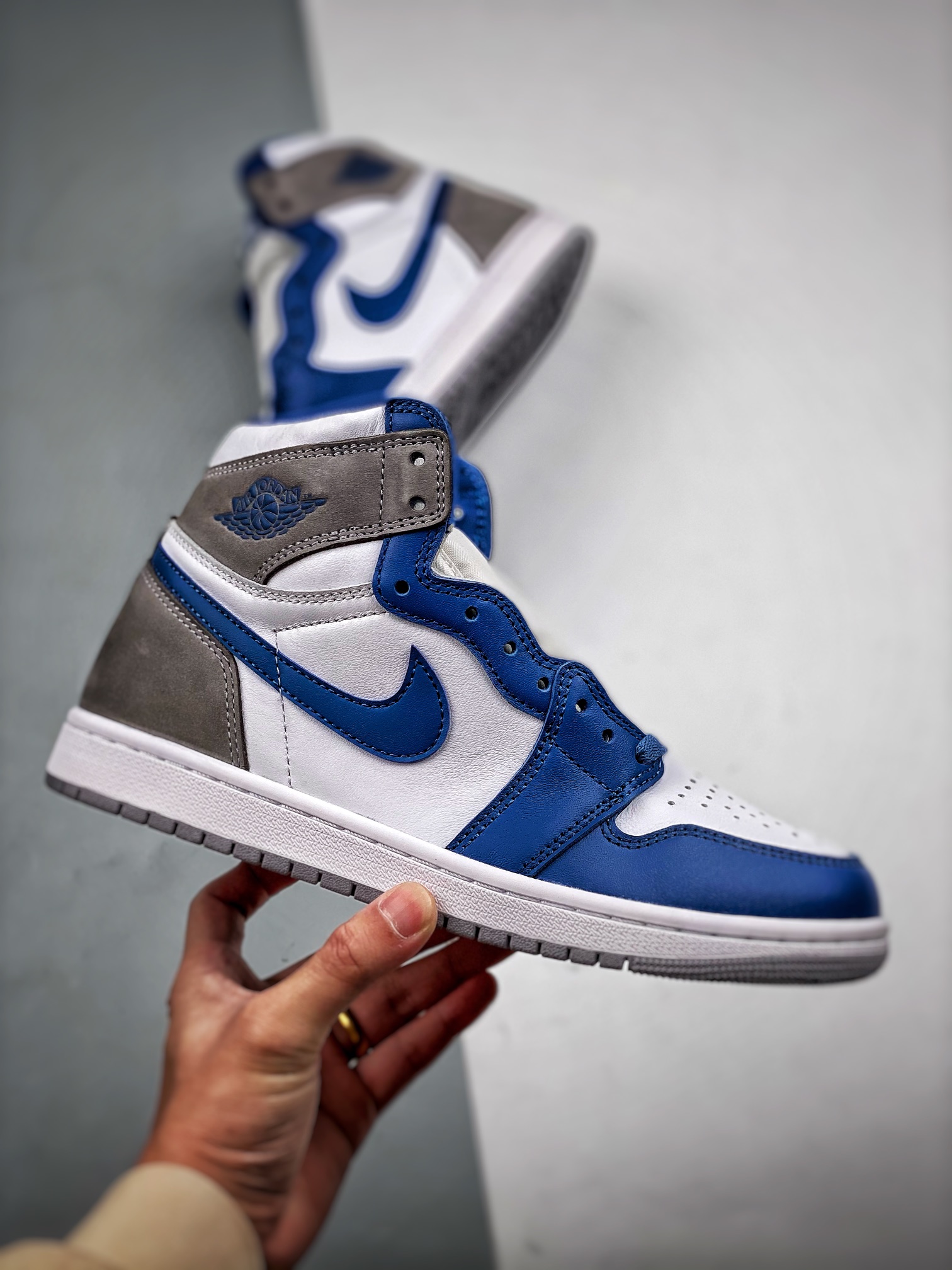 AJ1蓝白尺码:40-47.5总裁S2版出品-AirJordan1HighAJ1蓝白真兰高帮复古篮球鞋D