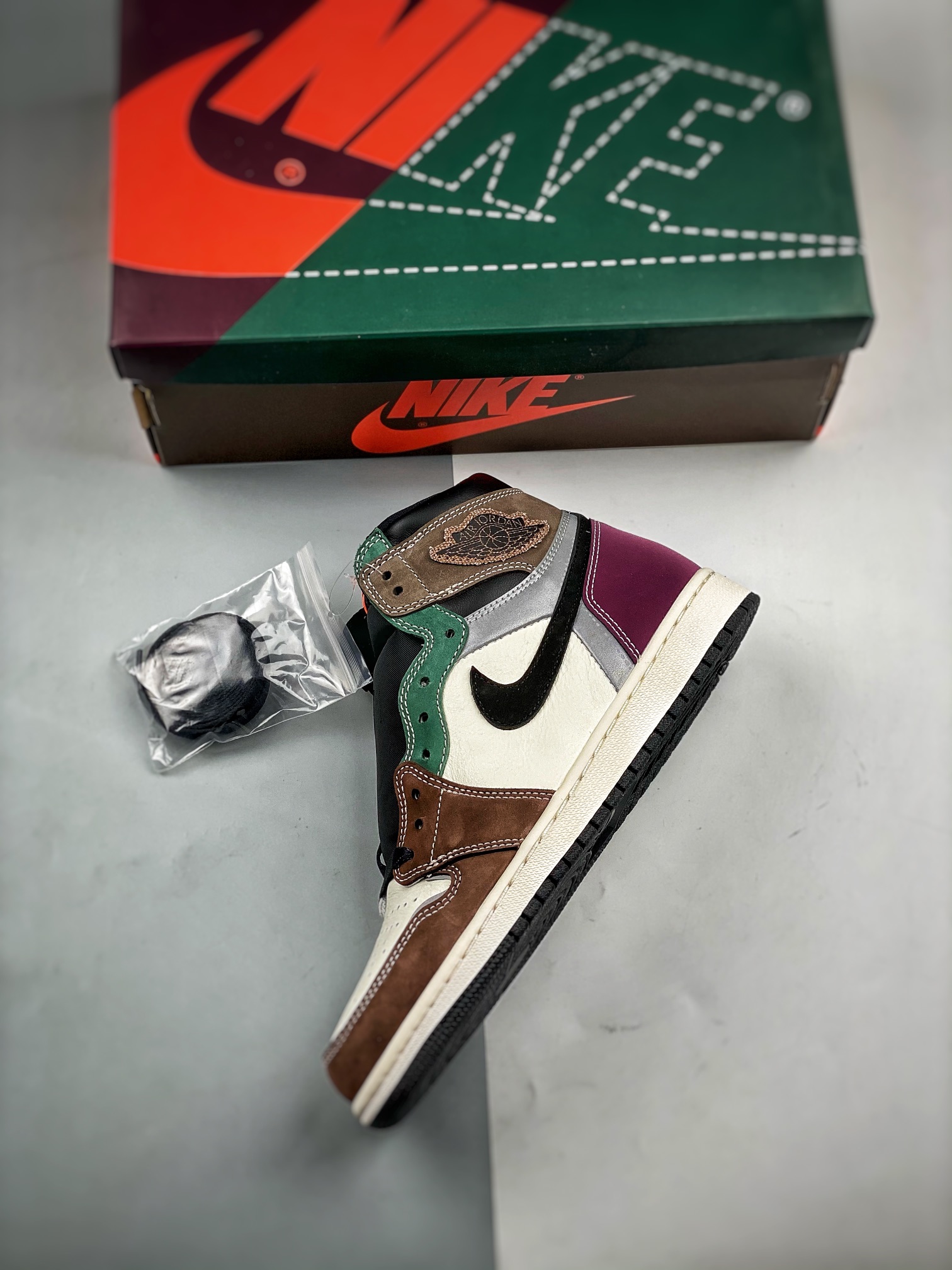 AJ彩色拼接尺码:40-47.5总裁S2版出品-AirJordan1RetroHighAJ1彩色拼接手工