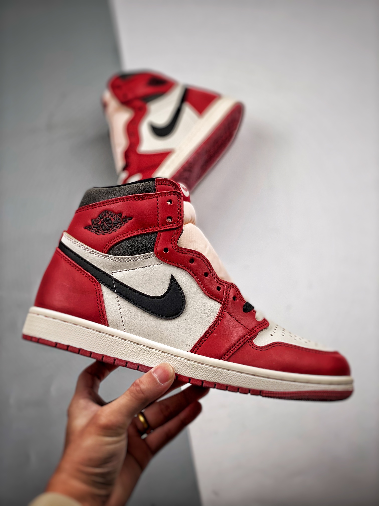 AJ1芝加哥做旧尺码:40-47.5总裁S2版出品-AirJordan1ChicagoRetroOG芝加