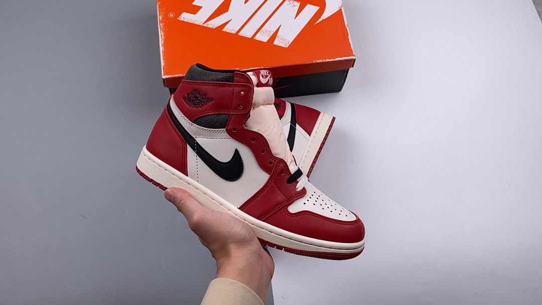 AJ1芝加哥做旧尺码:40-47.5总裁S2版出品-AirJordan1ChicagoRetroOG芝加