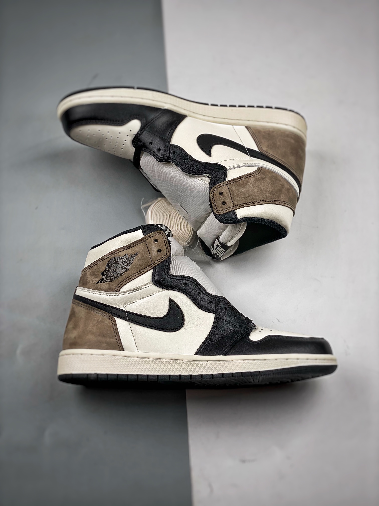 AJ1小倒钩尺码36-47.5S2版出品-AirJordan1DarkMochaAJ1小倒钩黑棕黑摩卡高