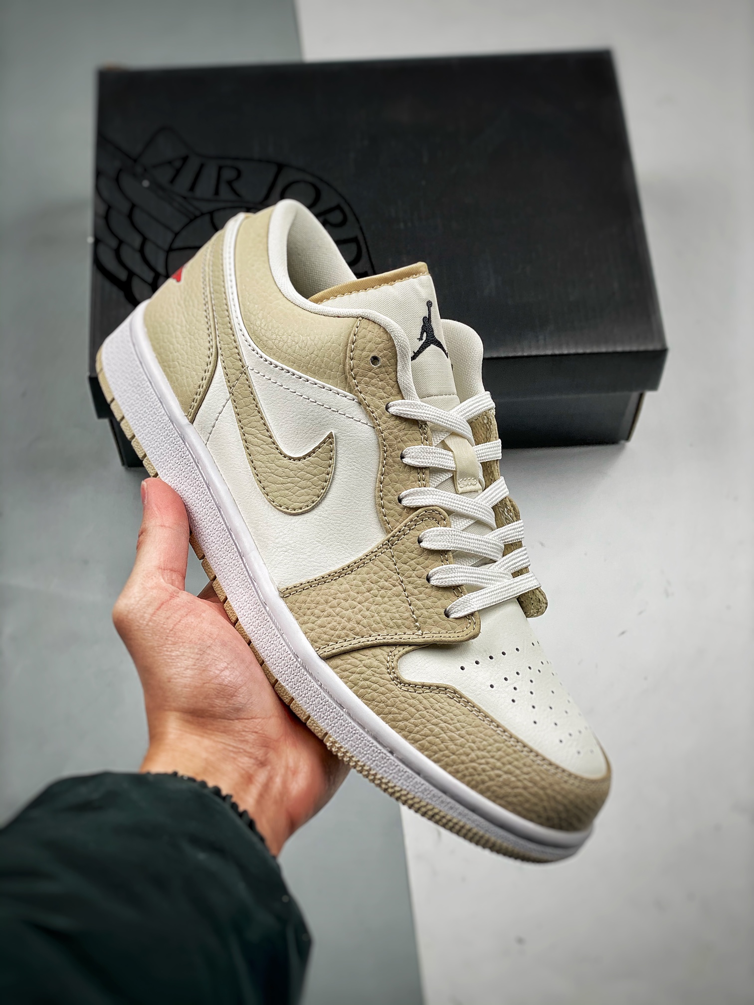 支持放店AirJordan1LowSE帆白黄大厂纯原生产线出品全新开发原鞋比对匹配率98%原楦原纸板开发