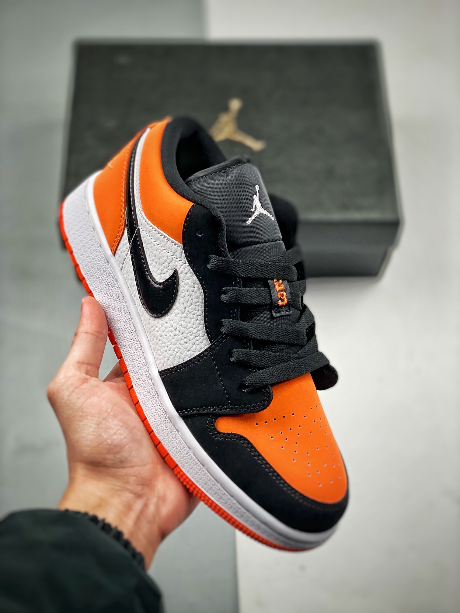 支持放店AirJordan1LowShatteredBackboard白橙扣碎大厂纯原生产线出品全新开发