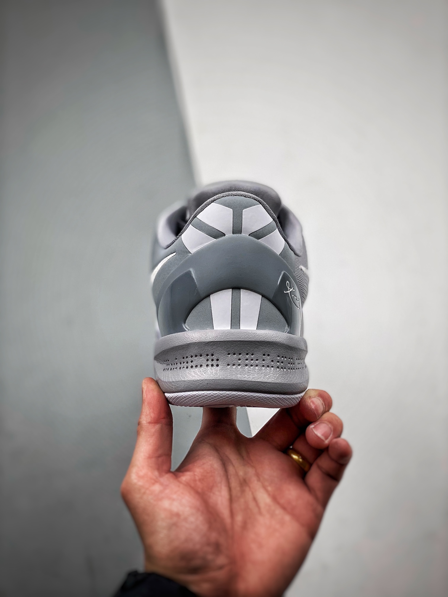 特价福利 Nike Kobe 8 Protro "Wolf Grey" 灰色配色 S2纯原生产线 科比八代  #Reac