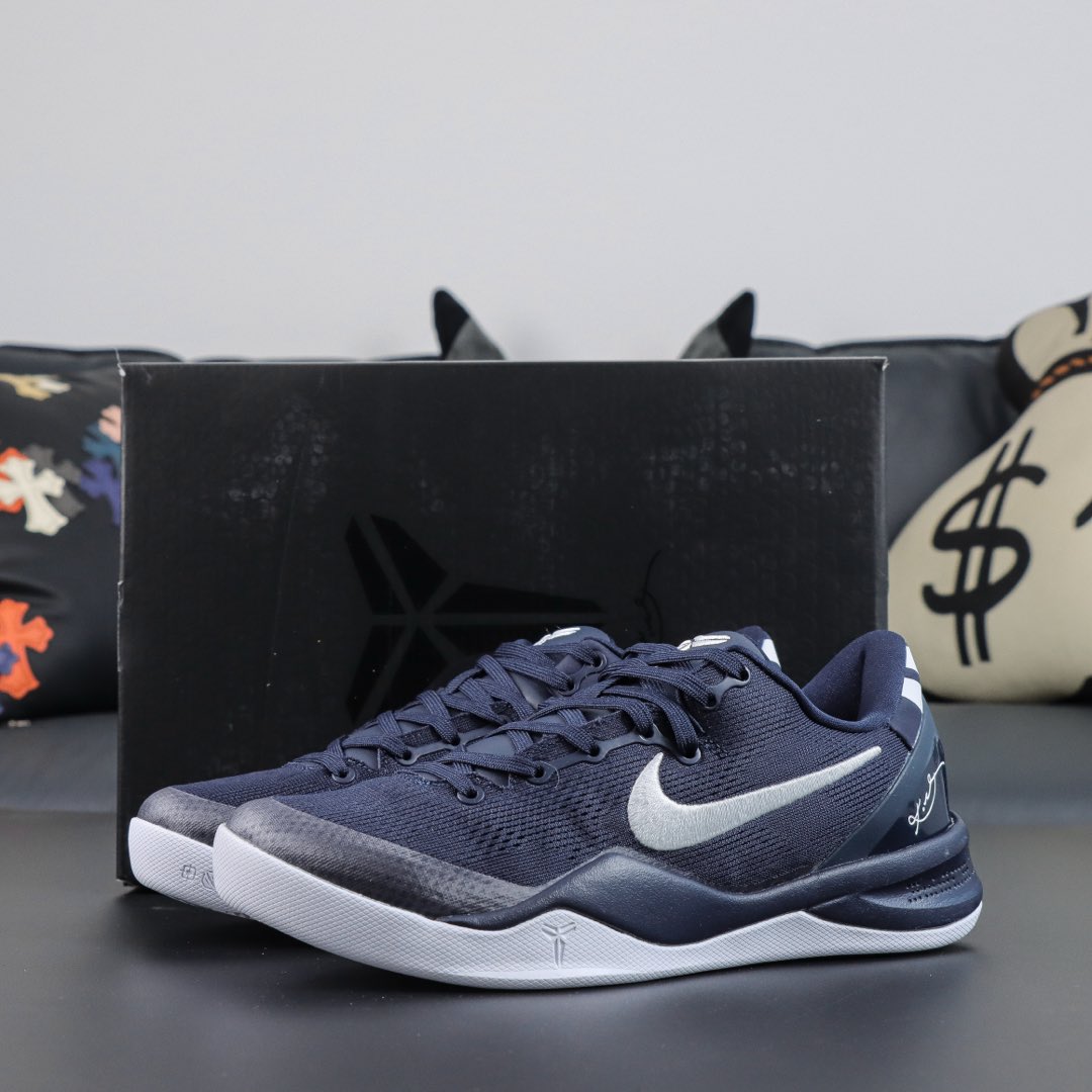 
Nike Kobe 8 Protro College Navy 蓝色
#React科技鞋垫加持 实战配