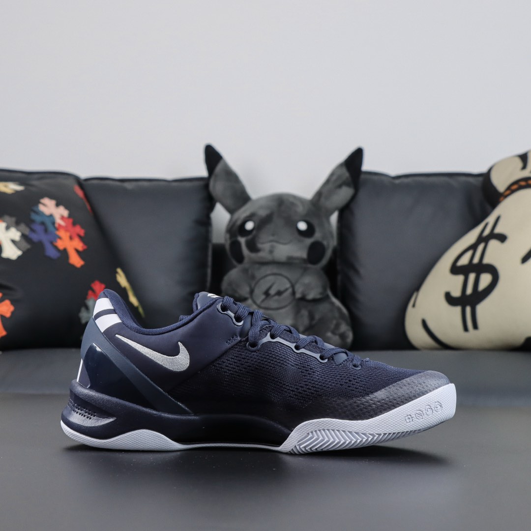 
Nike Kobe 8 Protro College Navy 蓝色
#React科技鞋垫加持 实战配