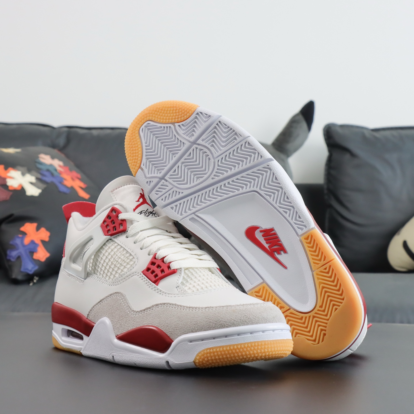 P
Nike SB x Air Jordan 4 Varsity Red白红 DR5415-106
最高