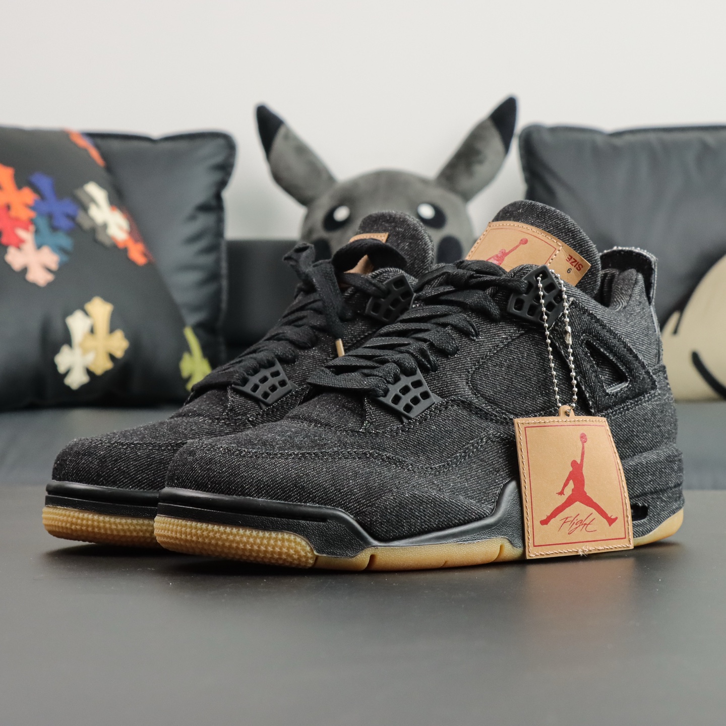 Levi's x Air Jordan 4 Black Denim Sneakers Limited Edition 1 i1746445724290 89 0 0