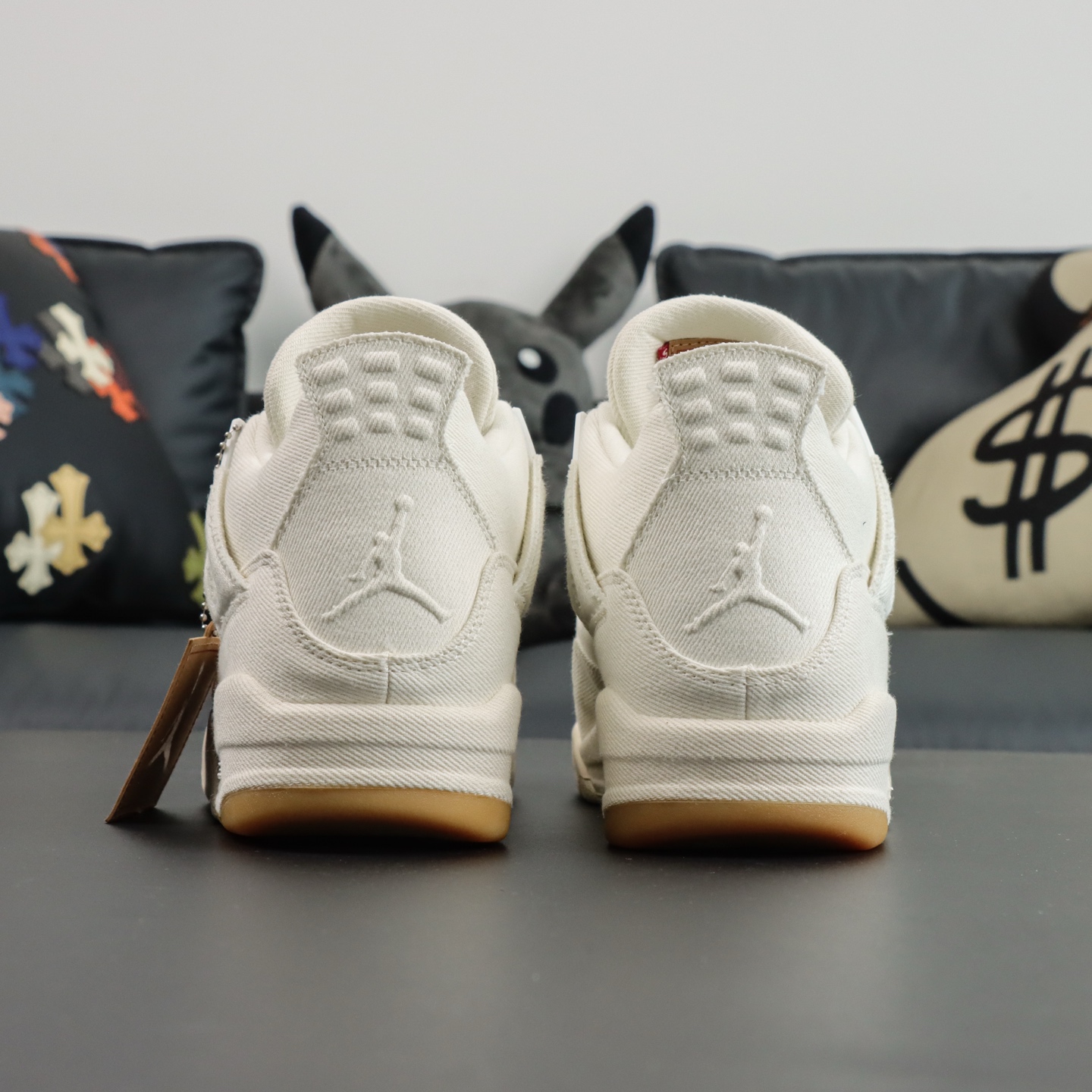 Air Jordan 4 Levi's White: Premium Quality, Authentic Style 2 i1746445773601 7309 0 1