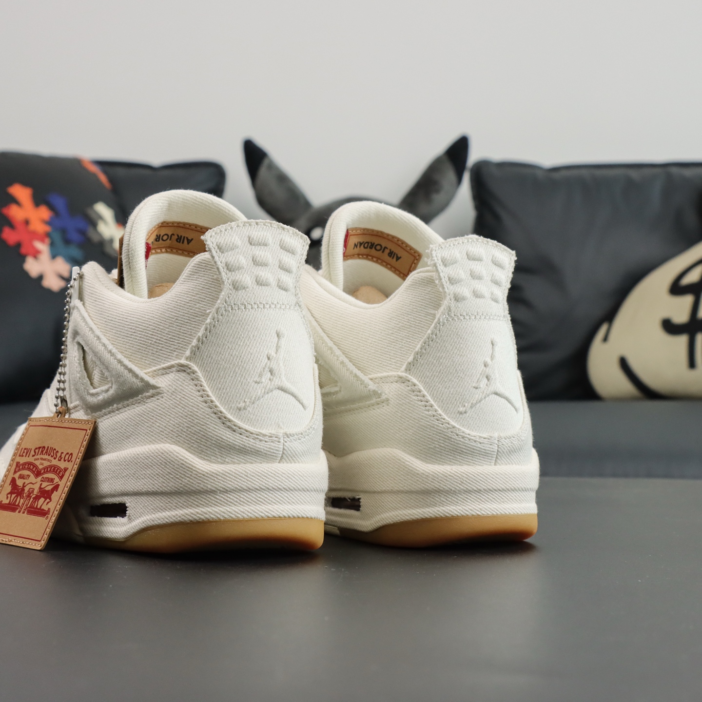Air Jordan 4 Levi's White: Premium Quality, Authentic Style 5 i1746445775795 7350 0 4