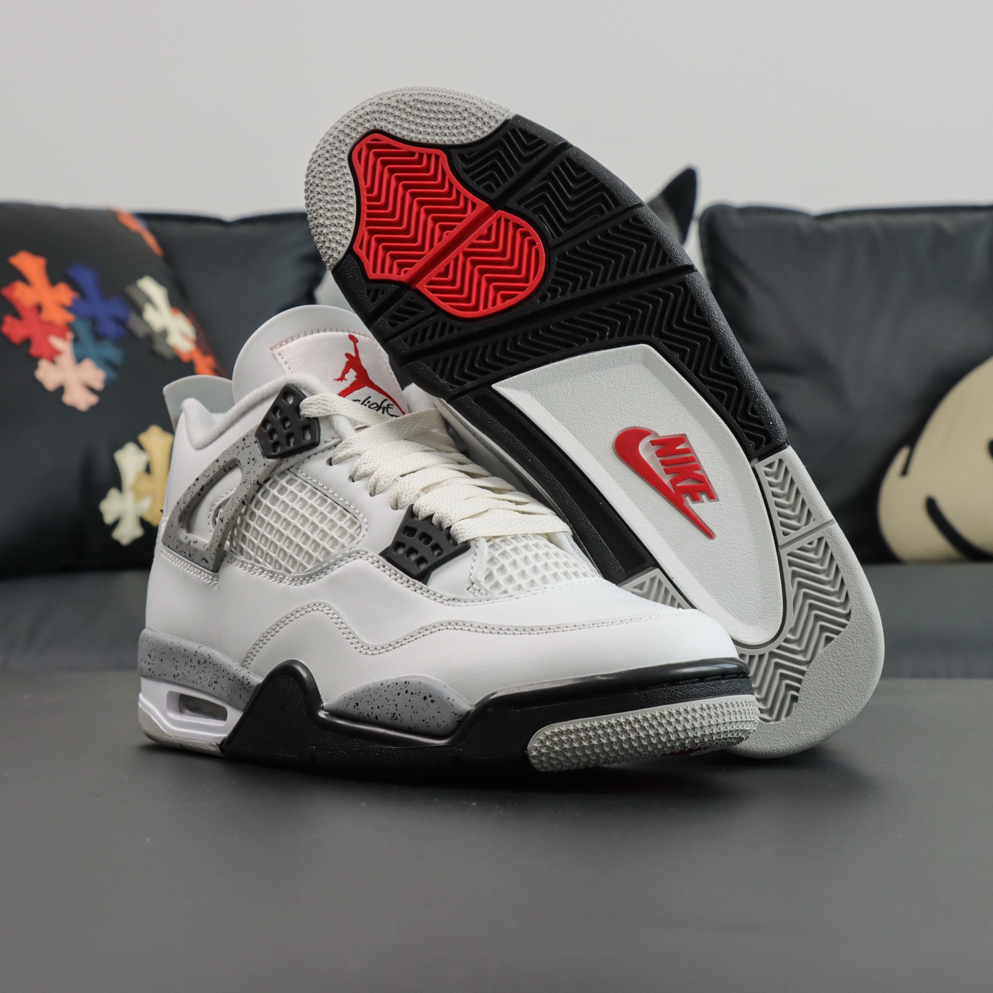 Air Jordan 4 Retro 'White Cement' - Iconic Style and Superior Comfort 3 i1746445833600 3764 0 2