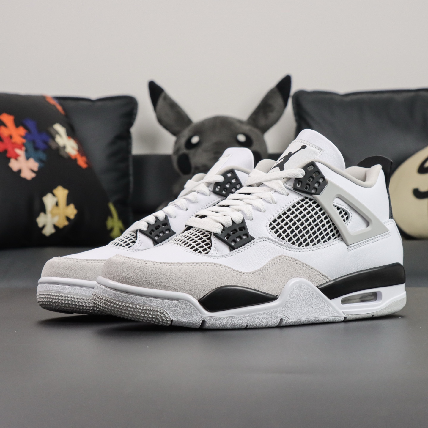 
Jordan Air Jordan 4 retro military black  灰白黑 白水泥2.