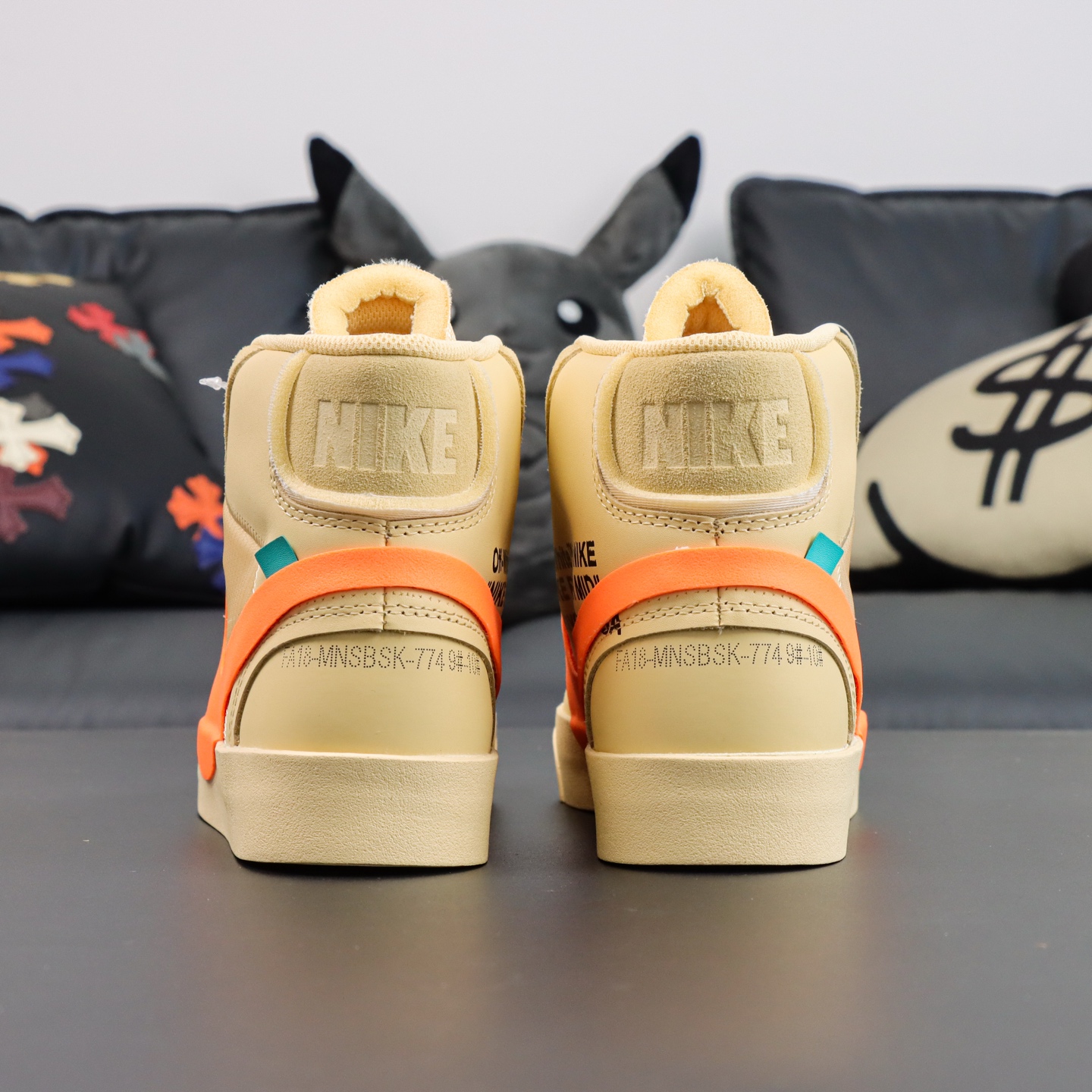 OW万圣节 尺码36-46

纯原出品-OFF-WHITE x NK Blazer Mid All Ha