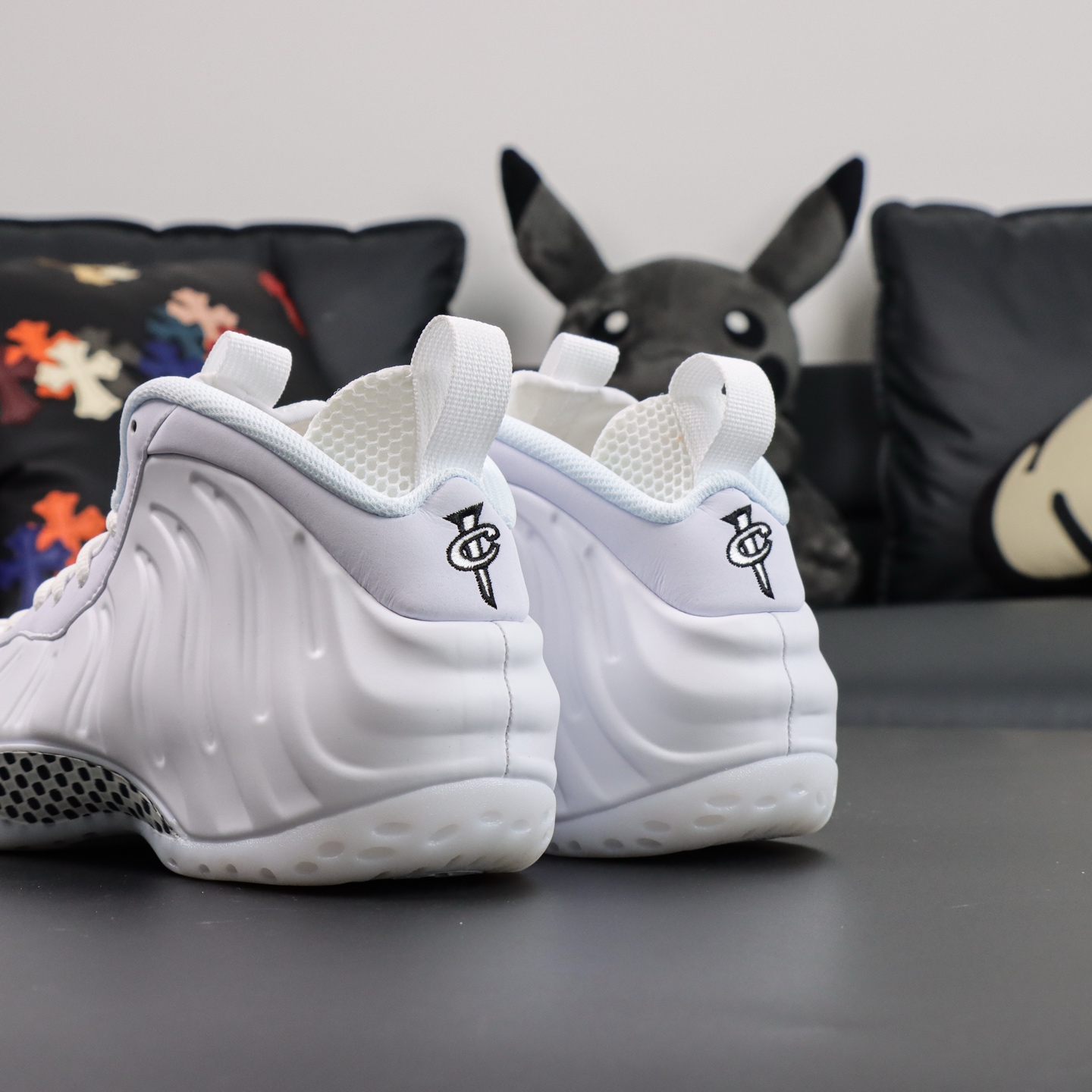 
Nike Air Foamposite One “Triple White” 白色 FQ4303 40