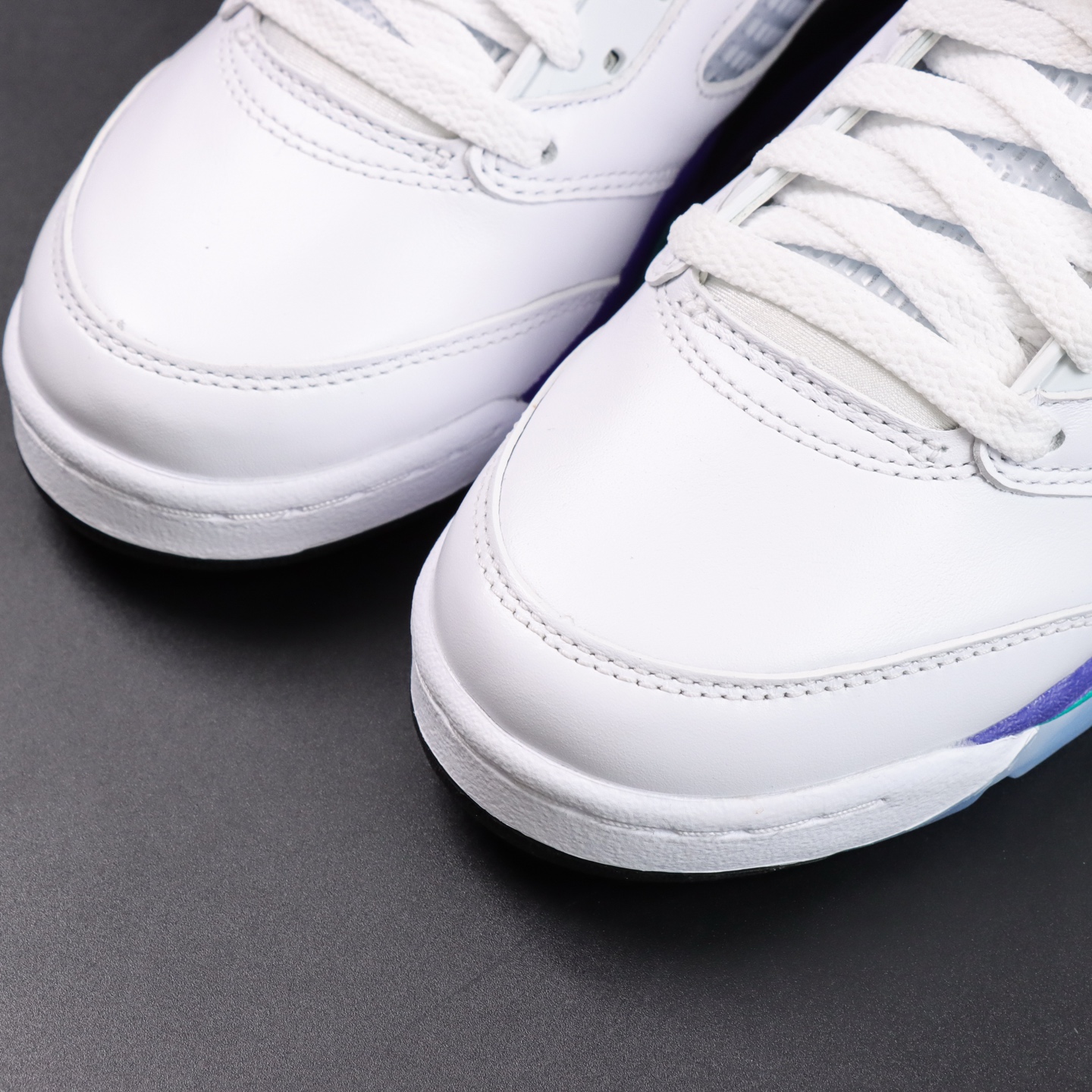 
Jordan Air Jordan 5 Retro Grape 白紫葡萄 女鞋 HQ7980-100
