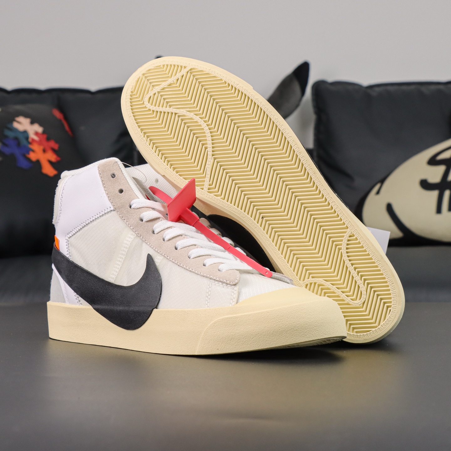  Off-White x NK Blazer Mid “The Ten” 米白色 AA3832-100
