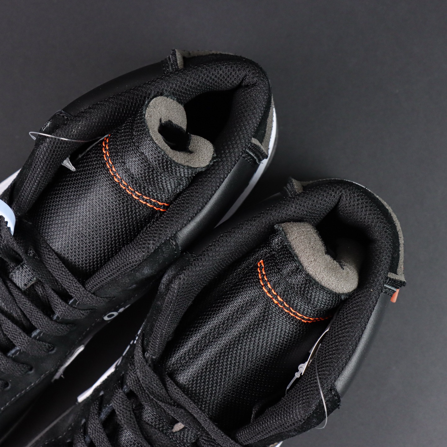  Off-White x NK Blazer Mid “Grim Reaper”黑白万圣节 AA3832