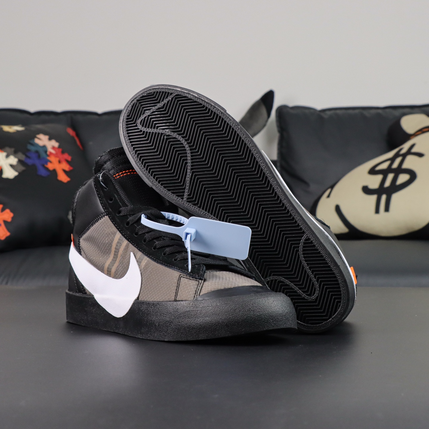  Off-White x NK Blazer Mid “Grim Reaper”黑白万圣节 AA3832