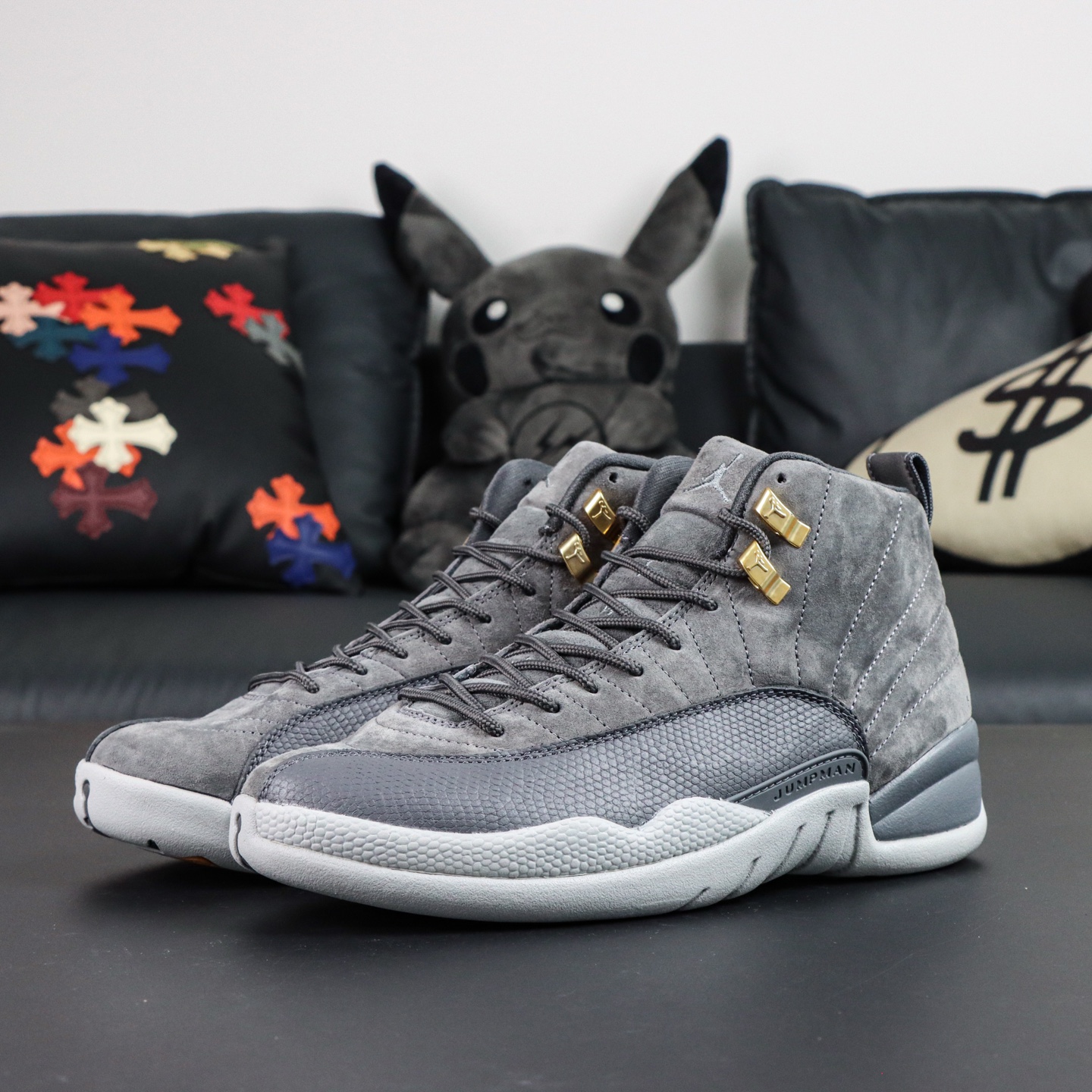 
Air Jordan 12 Retro Dark Grey
AJ12酷灰金扣 外贸纯原订单‼
S2纯原