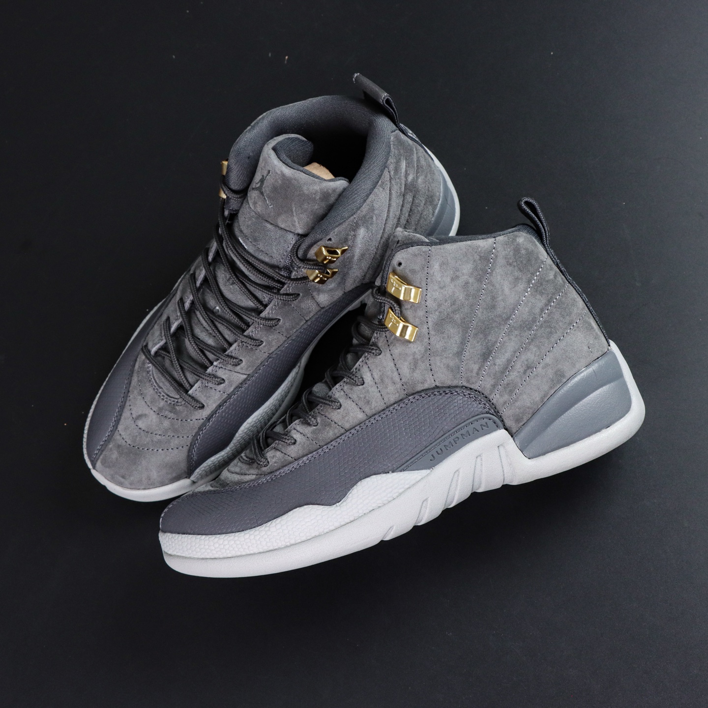 
Air Jordan 12 Retro Dark Grey
AJ12酷灰金扣 外贸纯原订单‼
S2纯原