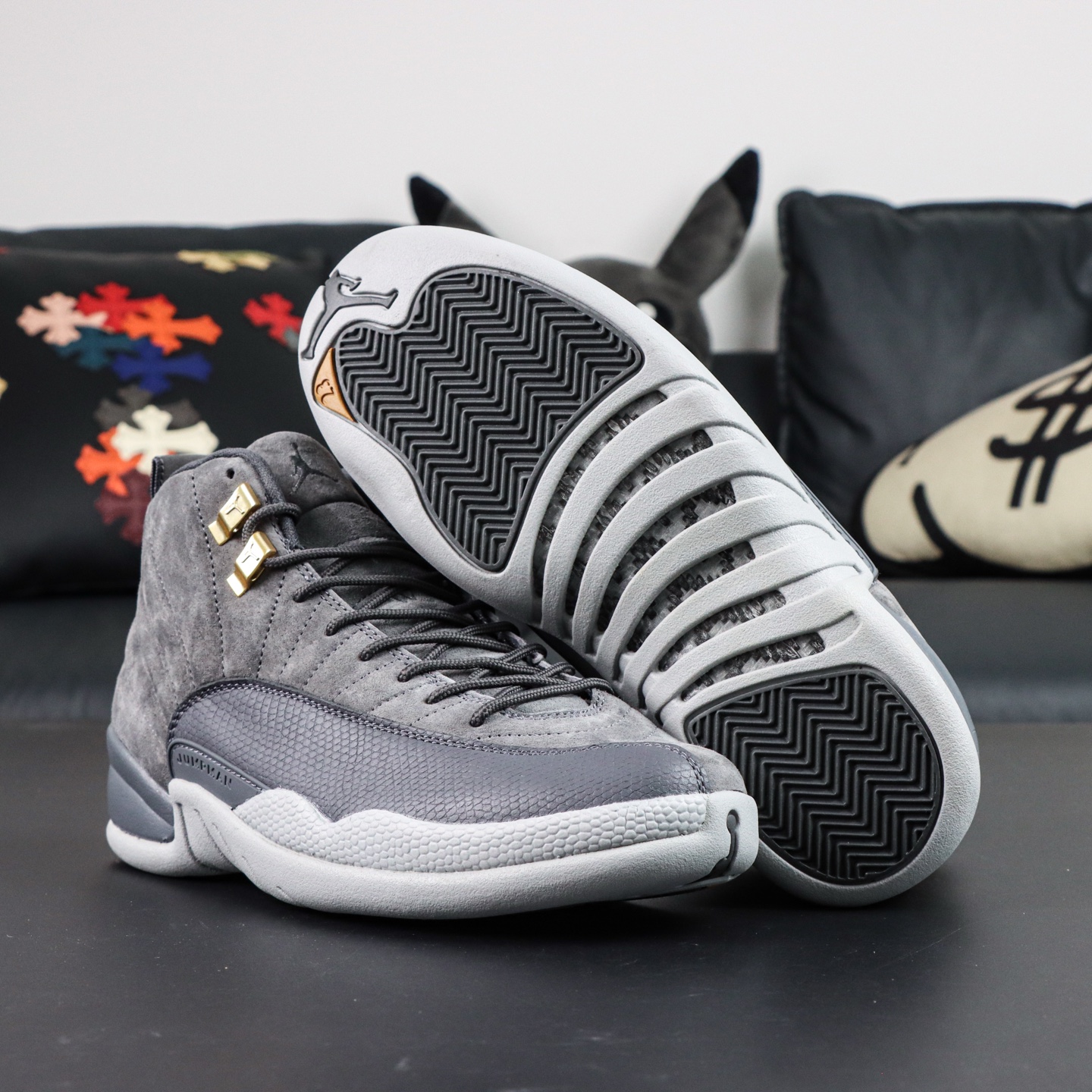 
Air Jordan 12 Retro Dark Grey
AJ12酷灰金扣 外贸纯原订单‼
S2纯原