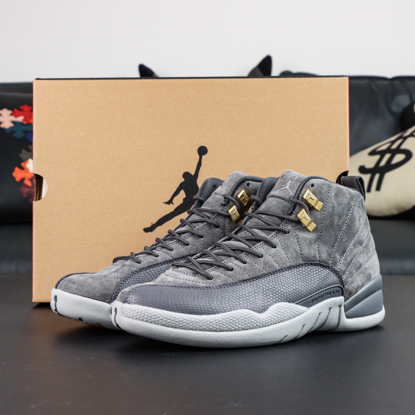 
Air Jordan 12 Retro Dark Grey
AJ12酷灰金扣 外贸纯原订单‼
S2纯原