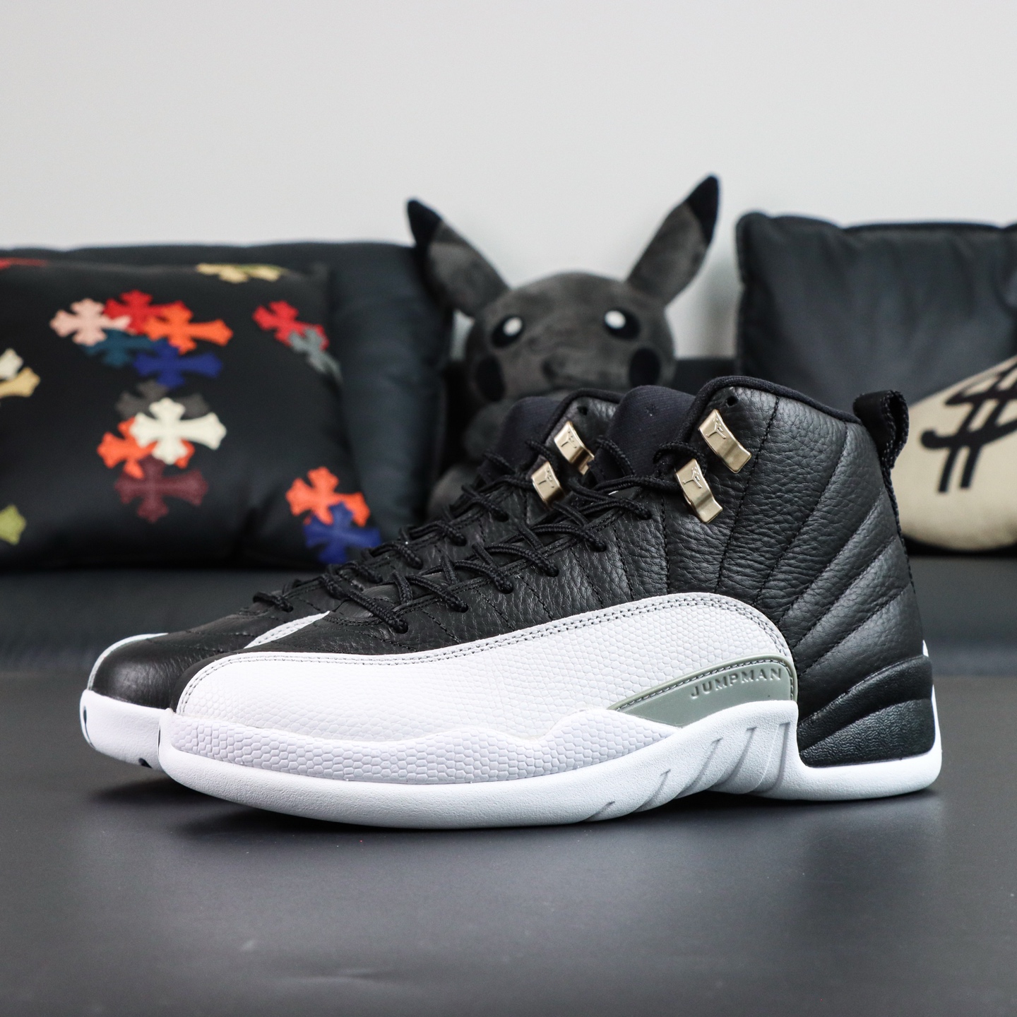 
Air Jordan 12 Retro “playoffs”
AJ12季后赛银扣 外贸纯原订单‼
S2