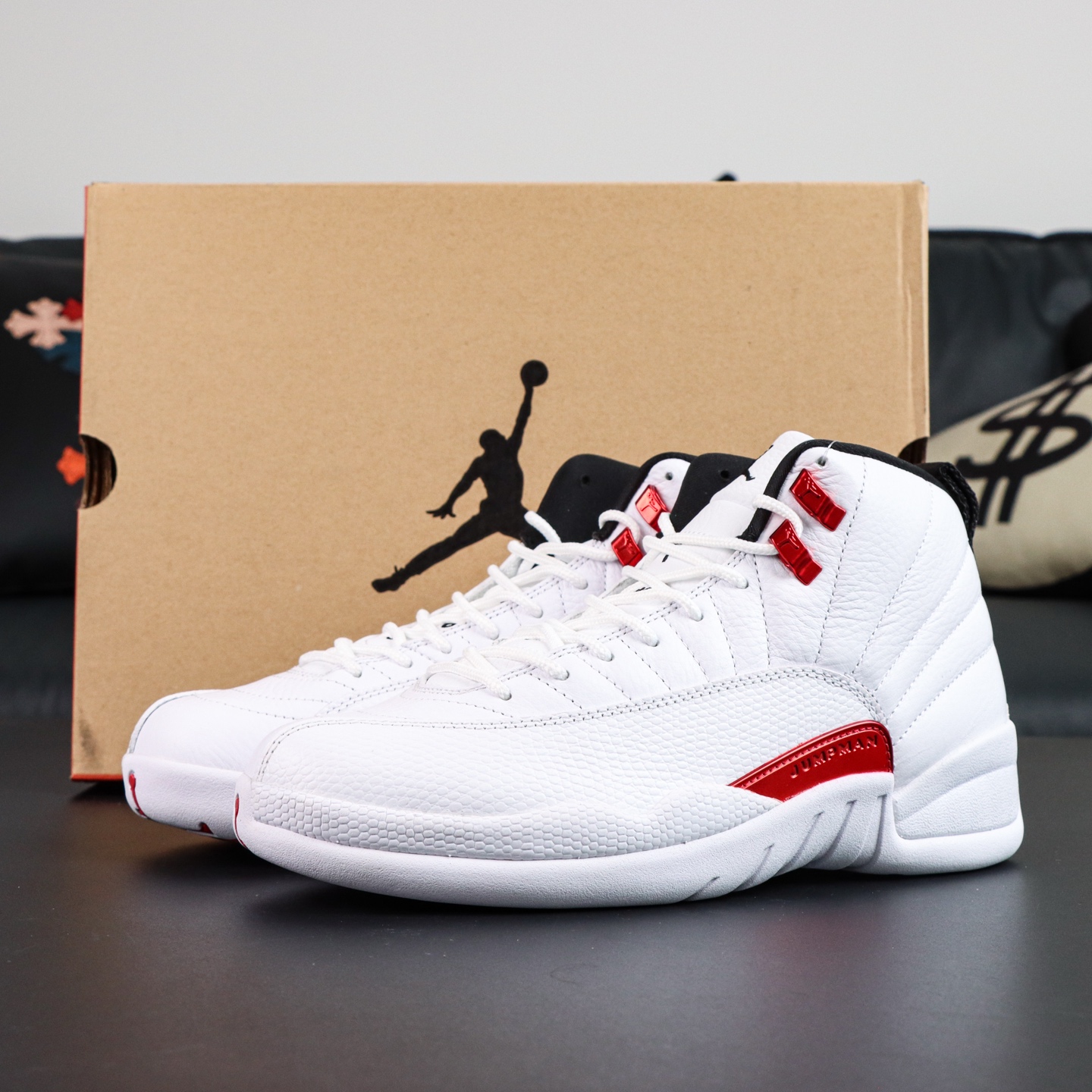 
Air Jordan 12 Retro “twist”
AJ12白红2021 外贸纯原订单‼
S2纯原