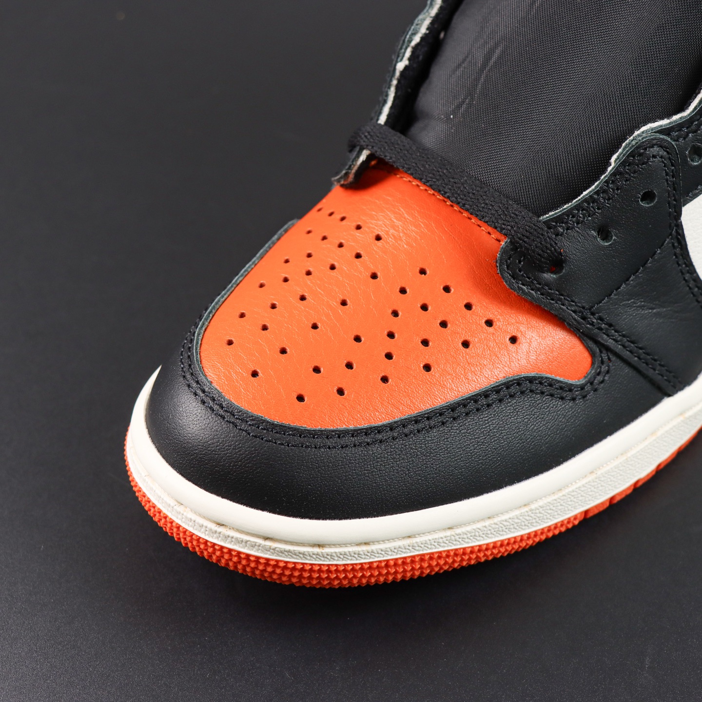 Air jordan 1 high 056