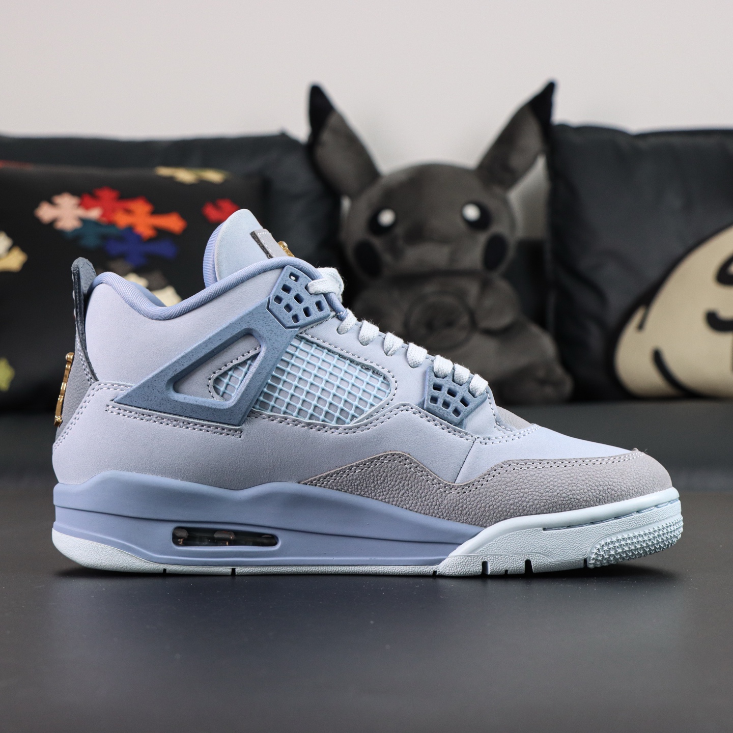 Air Jordan 4 Retro 'NCAA' UN Collaboration Blue (HV9204-407) Premium 6 i1753184814742 5993 0 5