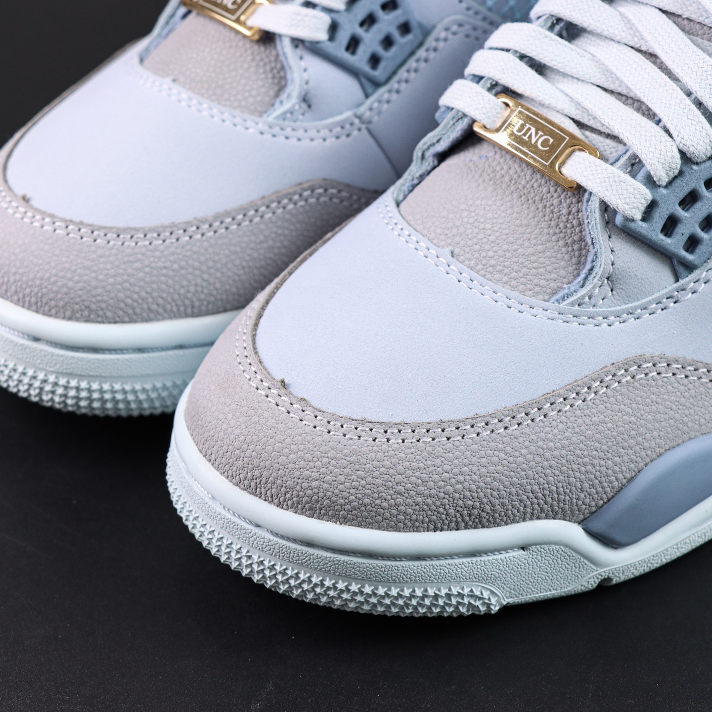 Air Jordan 4 Retro 'NCAA' UN Collaboration Blue (HV9204-407) Premium 7 i1753184814831 5943 0 6