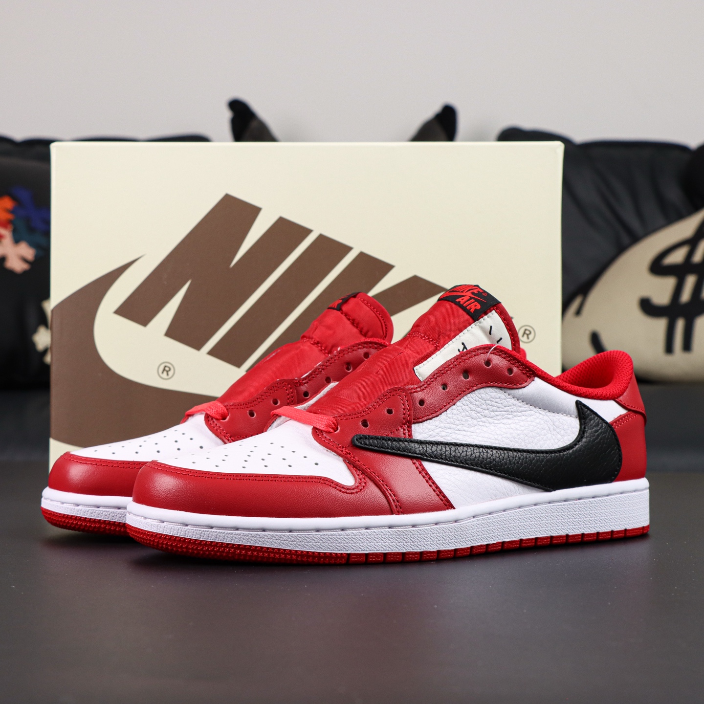 Travis Scott x Air Jordan 1 Low OG 'Reverse Mocha' - Limited Edition Sneakers Shoe 5 i1754049153729 2688 0 3