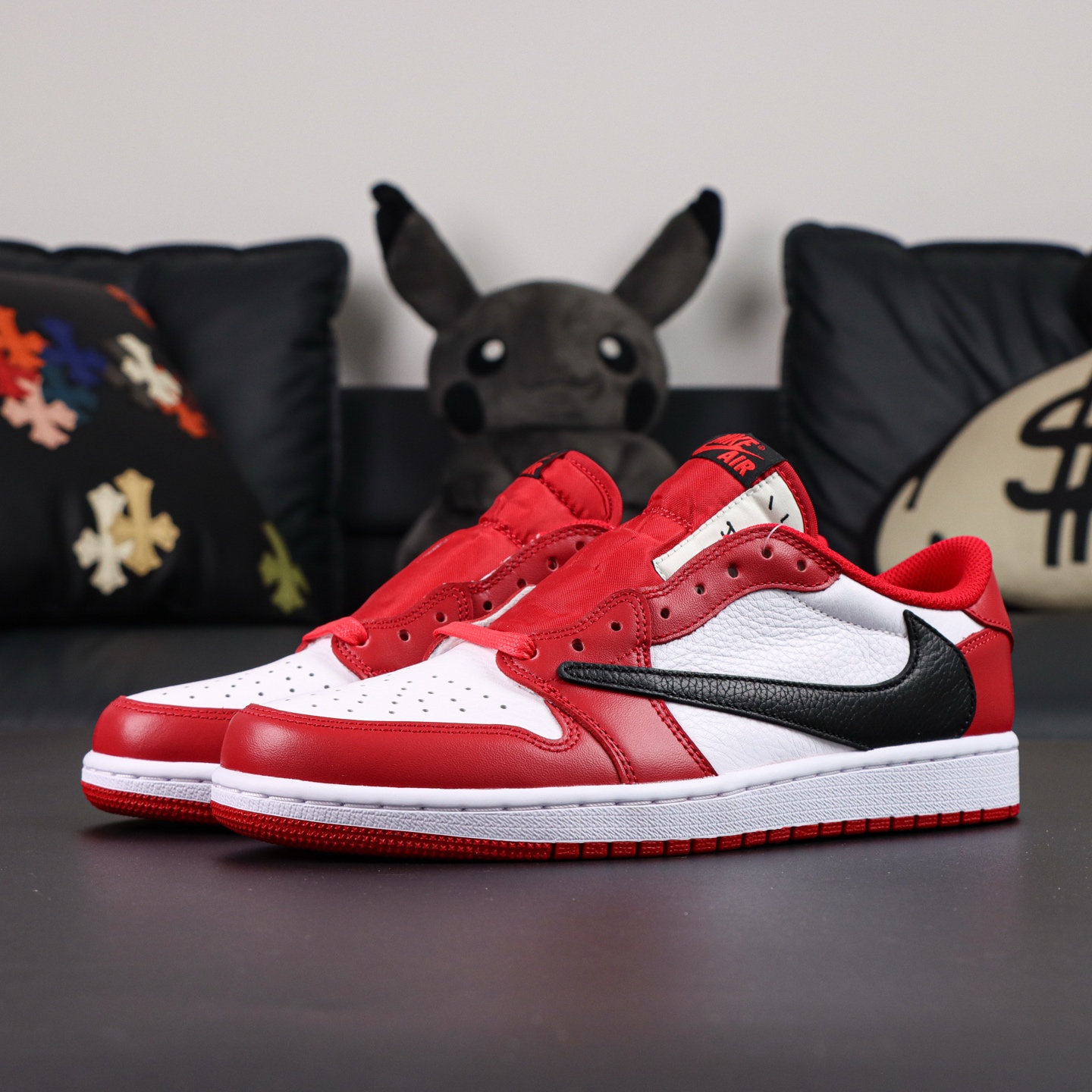 Travis Scott x Air Jordan 1 Low OG 'Reverse Mocha' - Limited Edition Sneakers Shoe 2 i1754049155788 4635 0 0