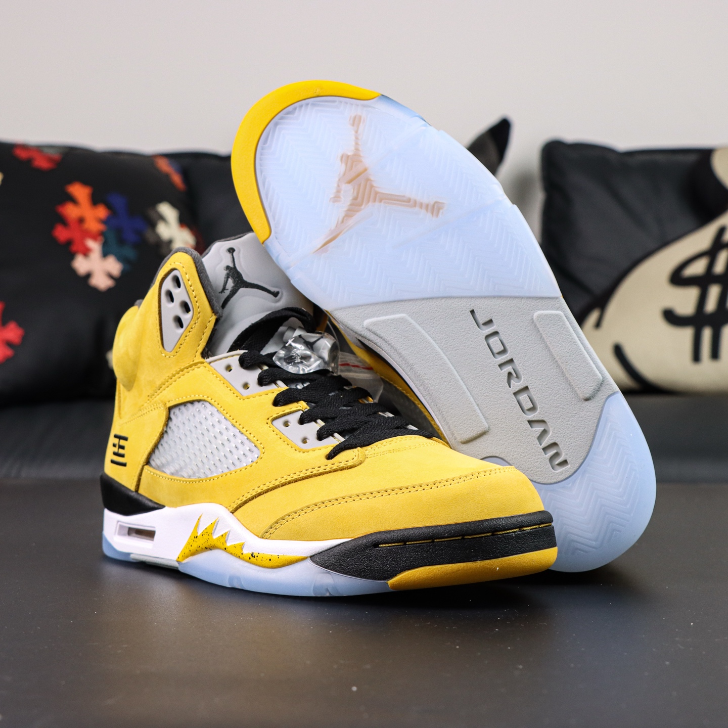 Air Jordan 5 Retro Tokyo T23 Yellow Basketball Shoes - Limited Edition 4 i1754049564477 2086 0 2