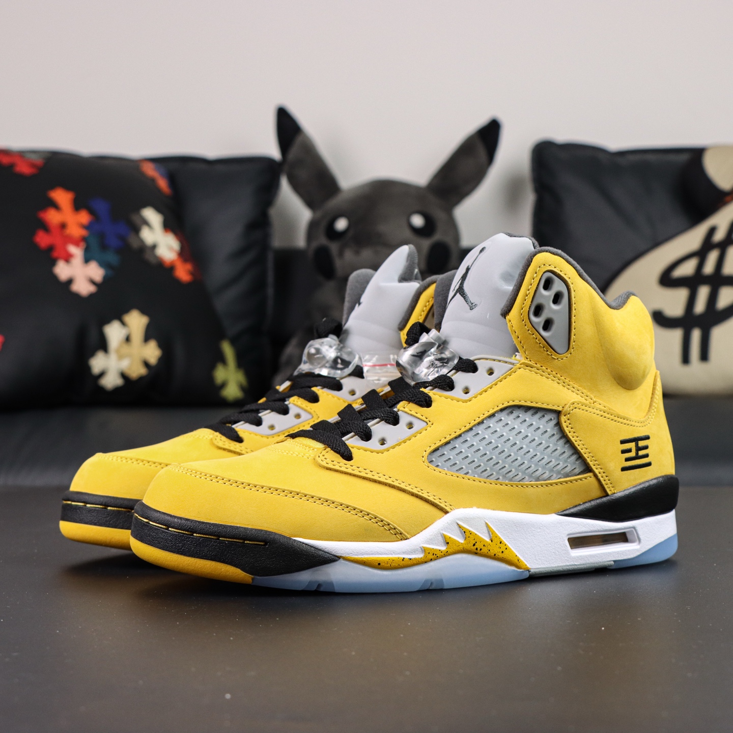 Air Jordan 5 Retro Tokyo T23 Yellow Basketball Shoes - Limited Edition 2 i1754049567117 1457 0 0