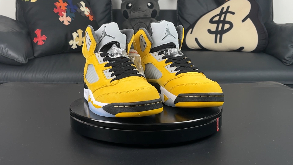 Air Jordan 5 Retro Tokyo T23: High-Top Basketball Shoes - Yellow