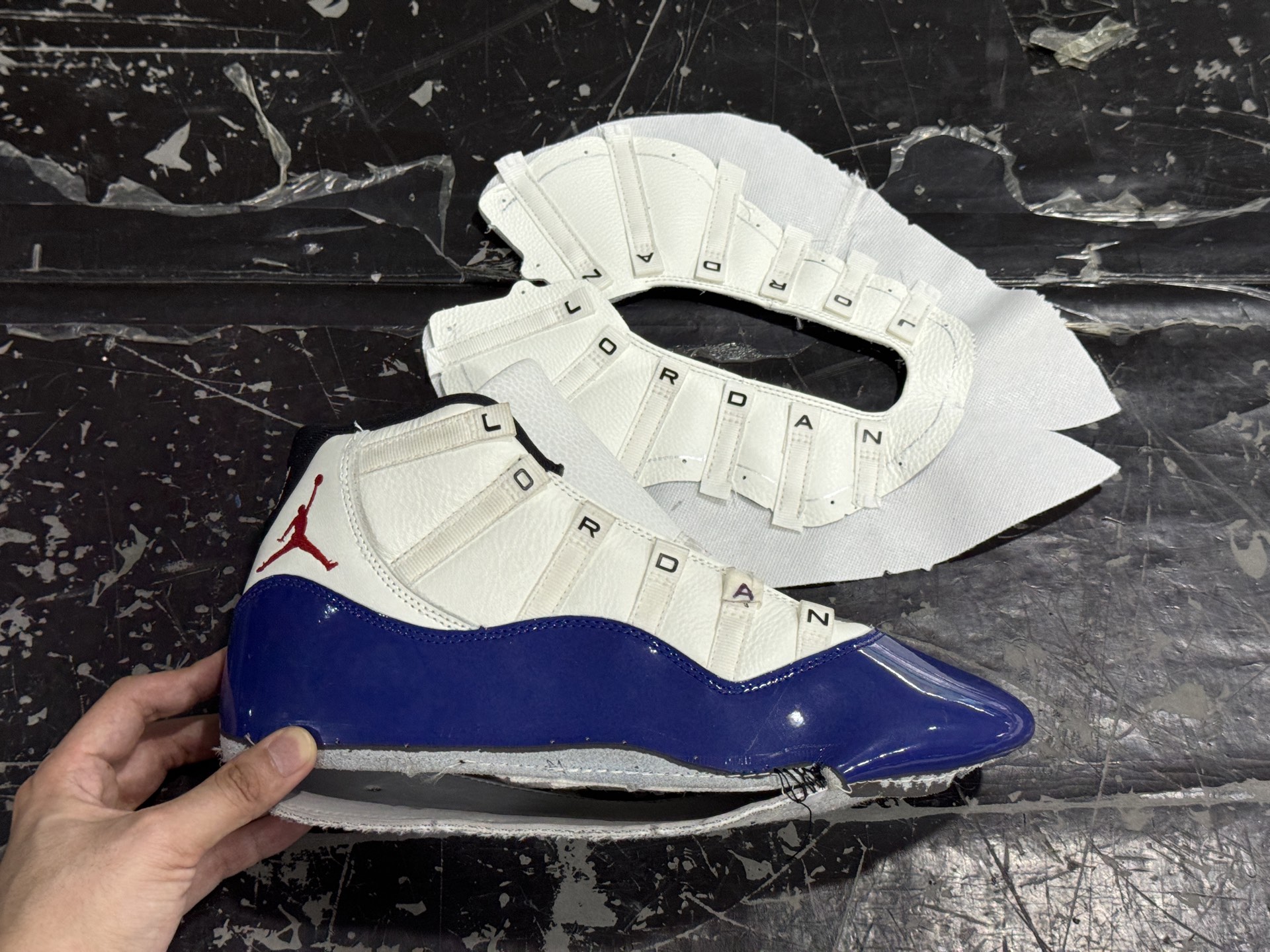 Air Jordan 11 "Rere Air" - New Colorway, Premium Stitching, Original Design 4 i1755111708274 7051 0 0