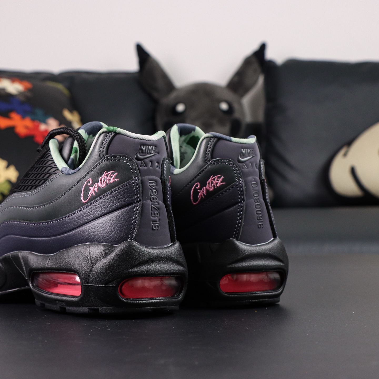 Corteiz x Nike Air Max 95: Black/Pink, Cushioned, Street-Style Running Shoes 6 i1755346354555 7730 0 4