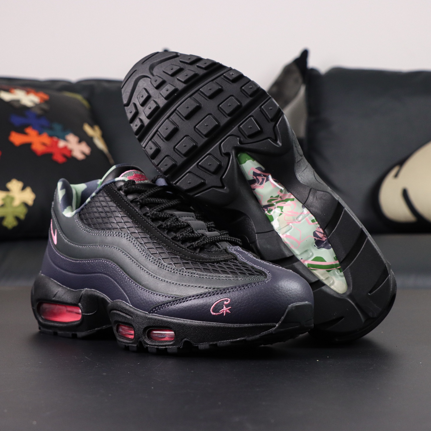 Corteiz x Nike Air Max 95: Black/Pink, Cushioned, Street-Style Running Shoes 4 i1755346354560 3820 0 2