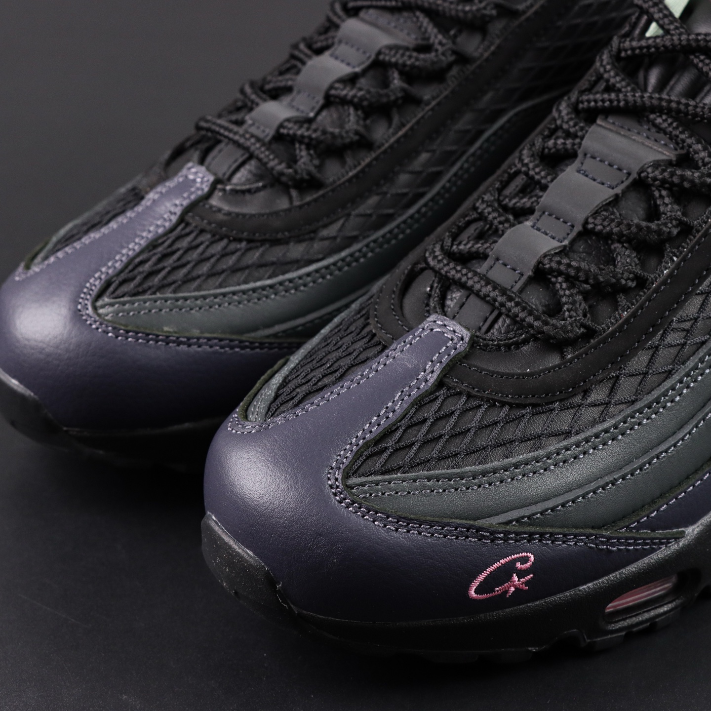Corteiz x Nike Air Max 95: Black/Pink, Cushioned, Street-Style Running Shoes 8 i1755346354567 3667 0 6