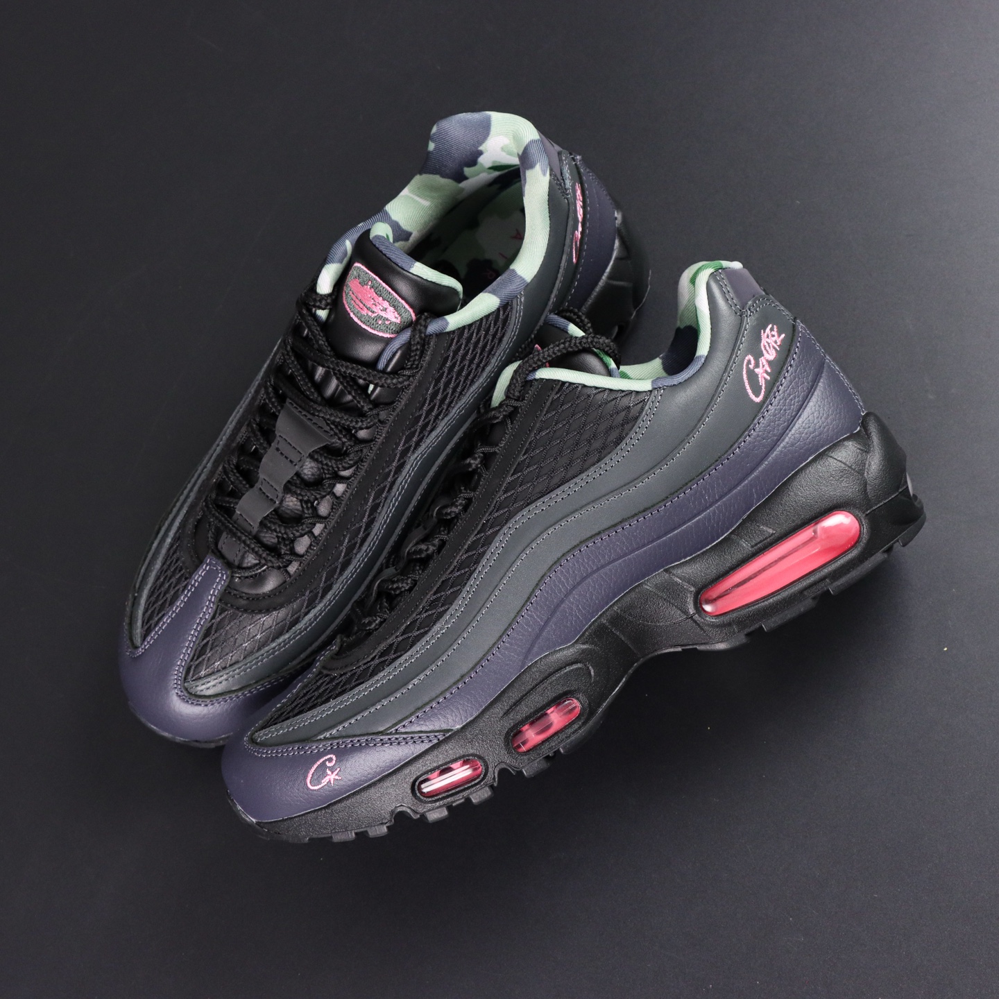 Corteiz x Nike Air Max 95: Black/Pink, Cushioned, Street-Style Running Shoes 10 i1755346356549 6792 0 8