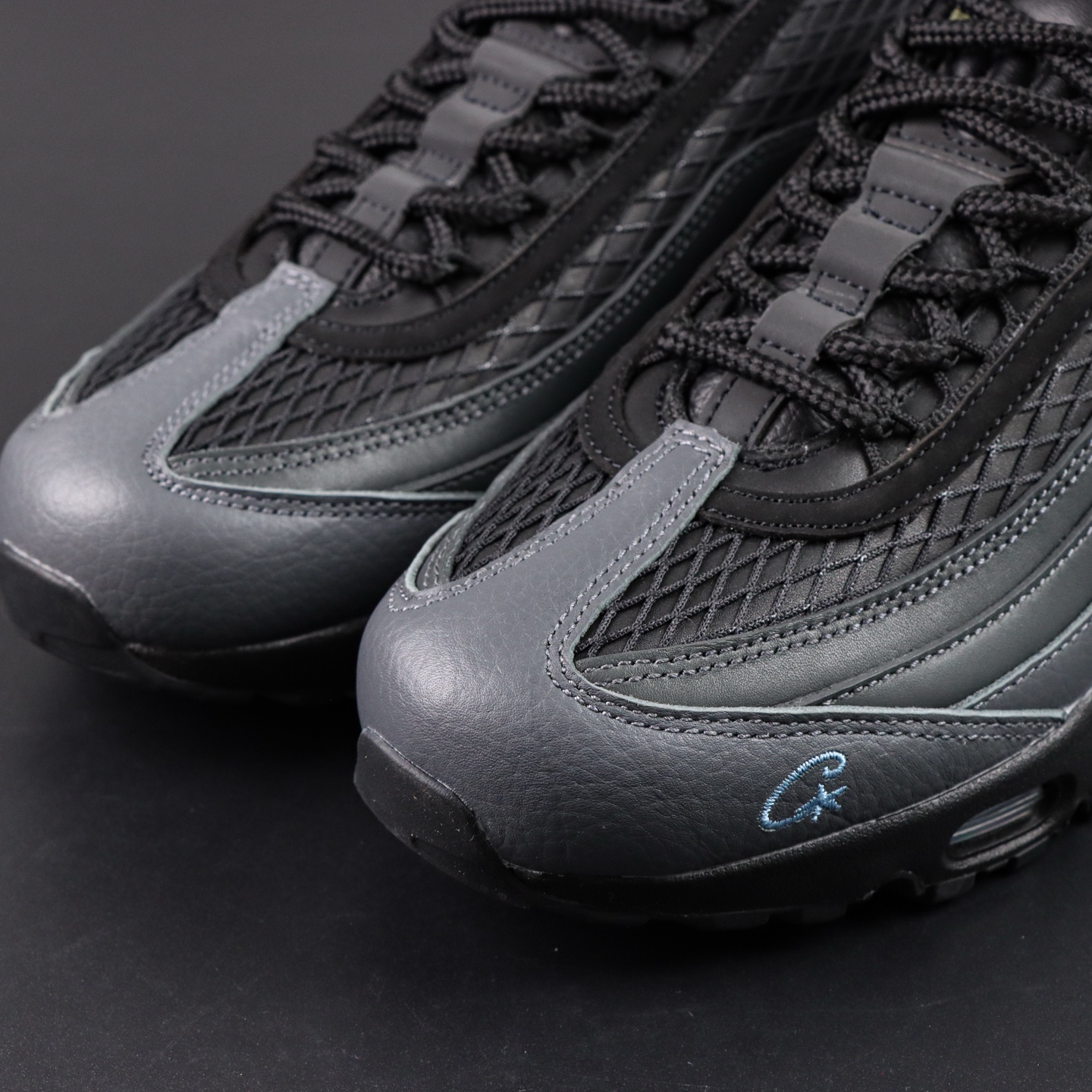 Corteiz x Nike Air Max 95: Cushioned Running Shoes - Black/Blue 8 i1755346404318 7101 0 6