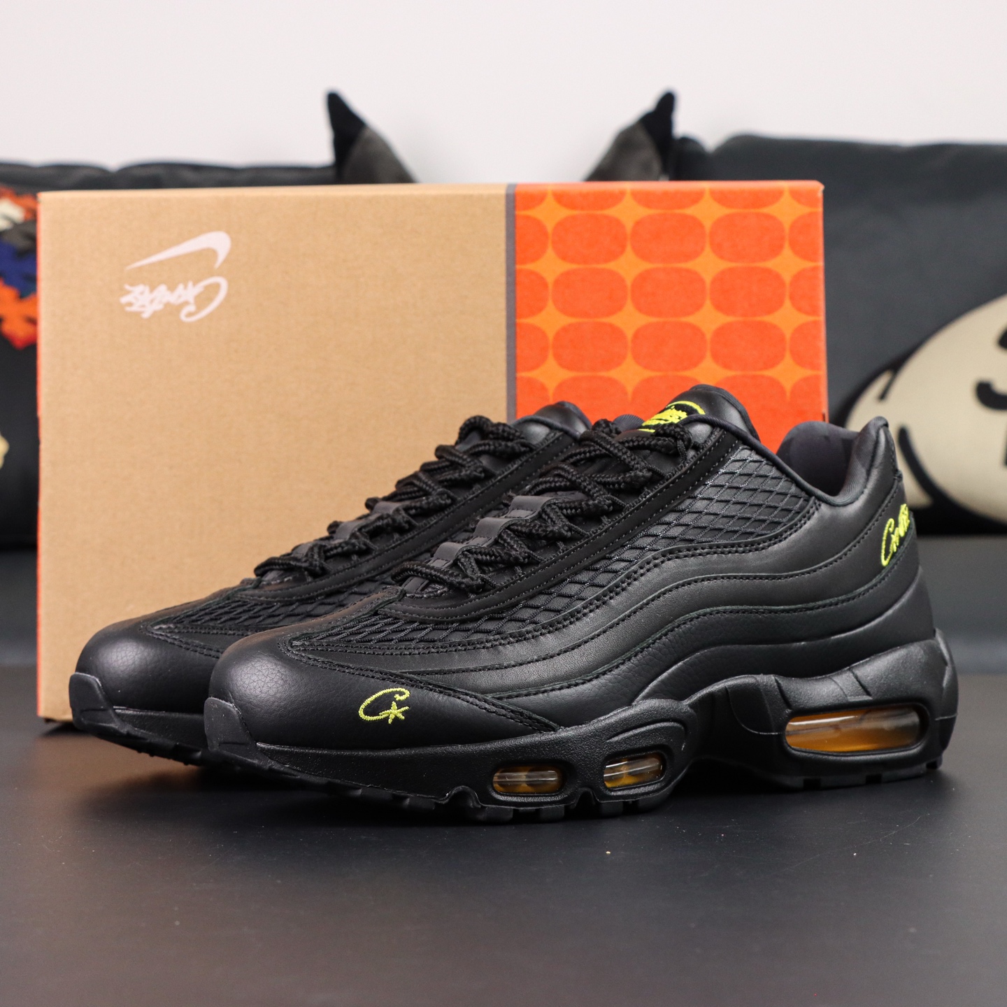 Corteiz x Nike Air Max 95: Black & Yellow Cushion Running Shoes for Men 4 i1755346436994 7477 0 3