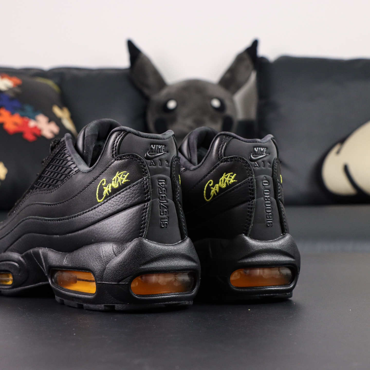 Corteiz x Nike Air Max 95: Black & Yellow Cushion Running Shoes for Men 5 i1755346436994 9903 0 4